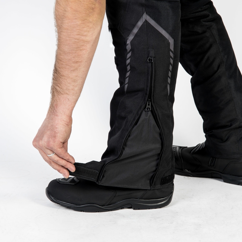 Ozone Flow Schwarz Gekürzte Motorradhosen Ausverkauf