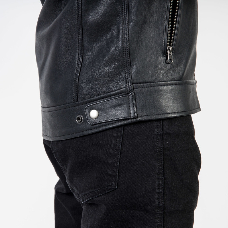 Ozone Striker Schwarze Motorradjacke Ausverkauf