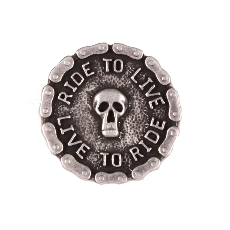 Live-Skull-Abzeichen