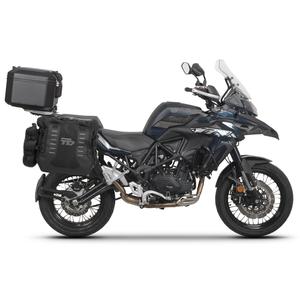 Complete set of SHAD TERRA TR40 adventure saddlebags and SHAD TERRA BLACK aluminium 55L topcase, including mounting kit SHAD Benelli TRK 502 X 2022 -