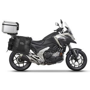 Complete set of SHAD TERRA TR40 adventure saddlebags and SHAD TERRA aluminium 48L topcase, including mounting kit SHAD HONDA NX 750 X 2021-