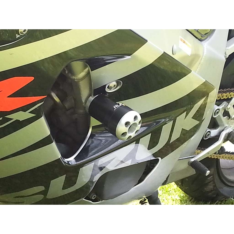 Suzuki GSX-R 750 (00-03) mit Arrow Verkleidungsänderung