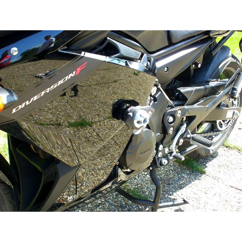 Yamaha XJ-6F (09-) Pfeil