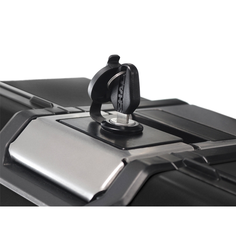 Complete set of black side aluminum cases 36L / 47L SHAD TERRA BLACK including mounting kit SHAD YAMAHA Tenere 700 XTZ690