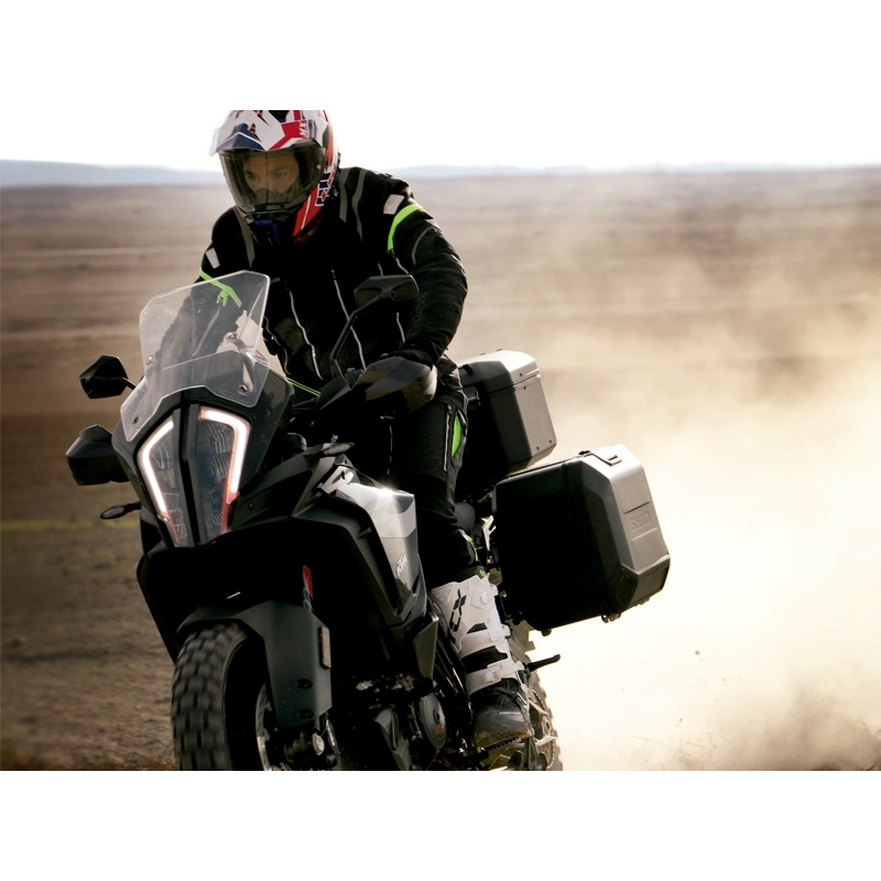 Complete set of aluminum cases SHAD TERRA BLACK, 48L topcase + 47L / 47L side cases, including mounting kit and plate SHAD HONDA NC 750 X 2021-