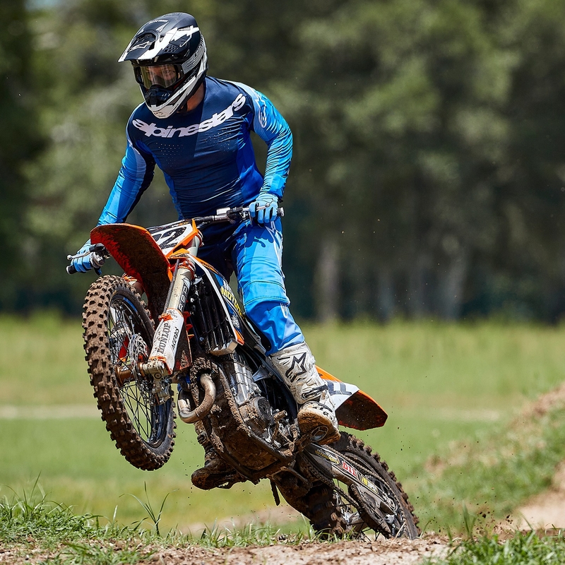 Motocross-Helm Alpinestars Supertech S-M10 Ampress mattschwarz-weiß