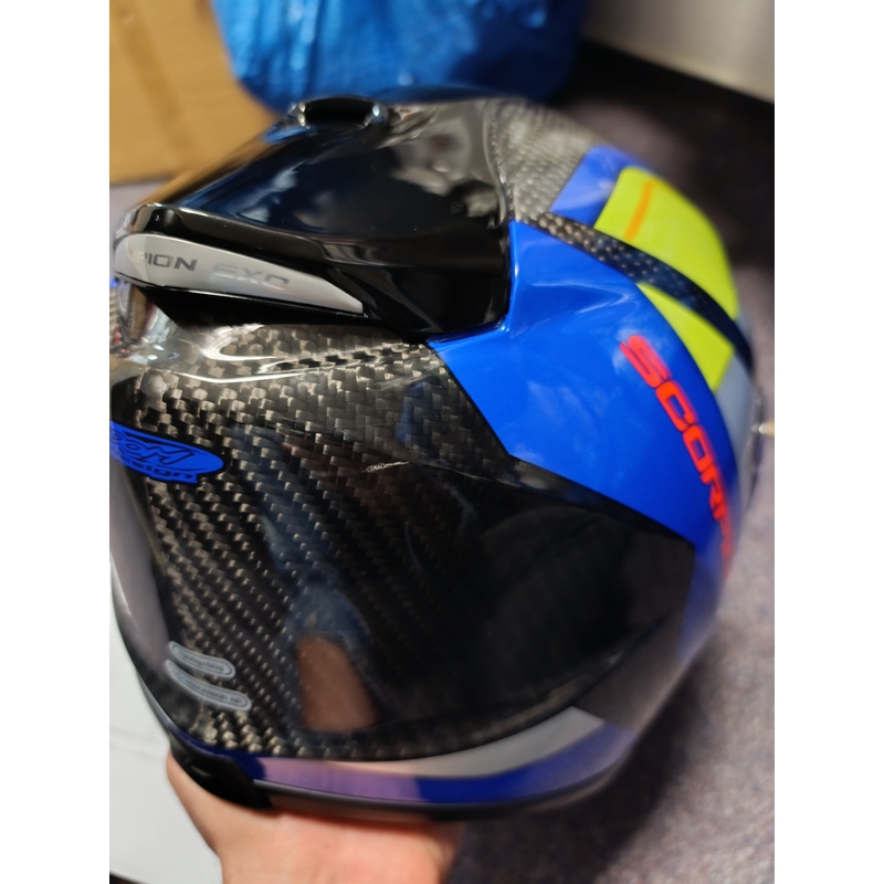 Integrierter Motorradhelm Scorpion Exo-1400 Carbon Air Legione blau-fluo gelb - II. Qualität