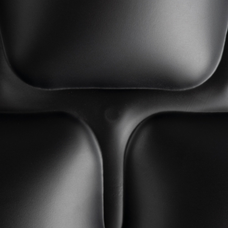 Oxford Air Seat Soziussitz und schwarzes aufblasbares Enduro-Pad über dem Beifahrersitz