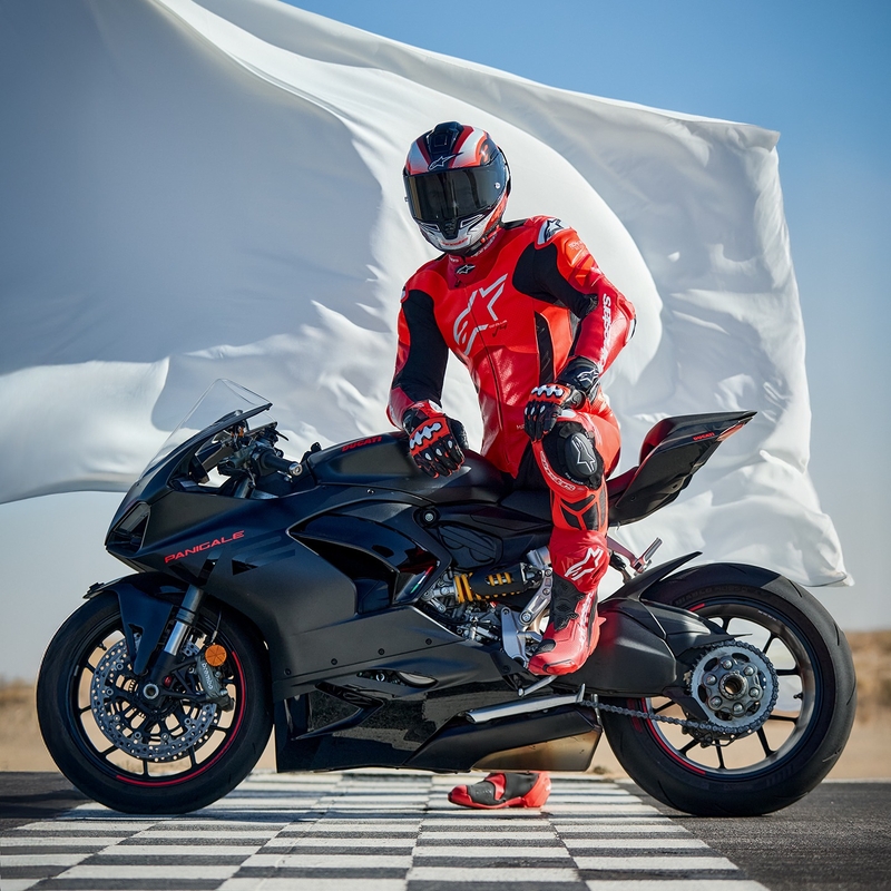 Alpinestars GP Plus V4 Sprint Einteiliger Leder-Motorradanzug, Tech-Air-kompatibel, Fluo Rot-Rot-Weiß-Schwarz