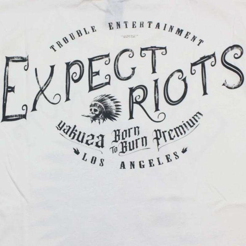 Yakuza Premium Expect Riots T-Shirt - Los Angeles weiß