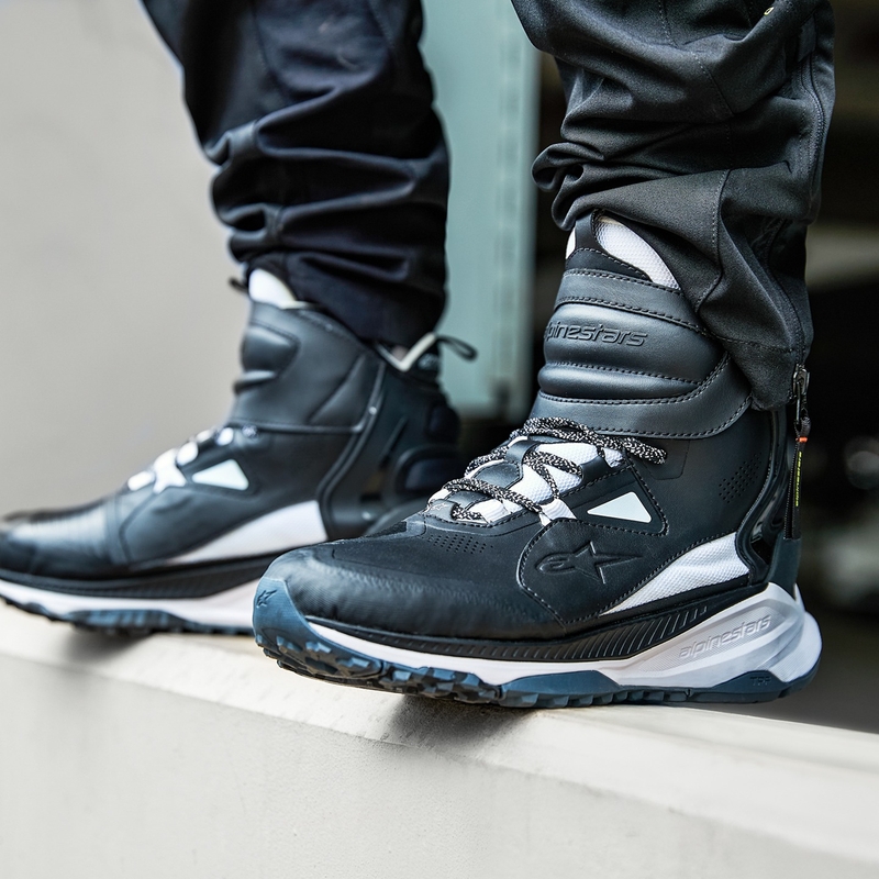 Alpinestars Speedstreet Motorradstiefel schwarz-weiß