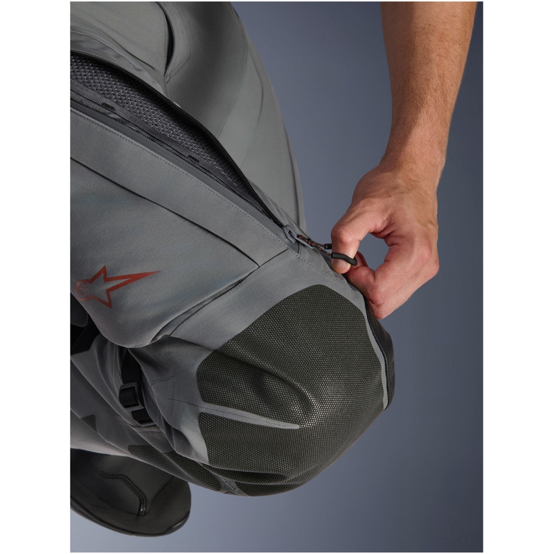 Alpinestars Nazca 3L Gore-Tex PRO Motorradshorts dunkelgrau-schwarz