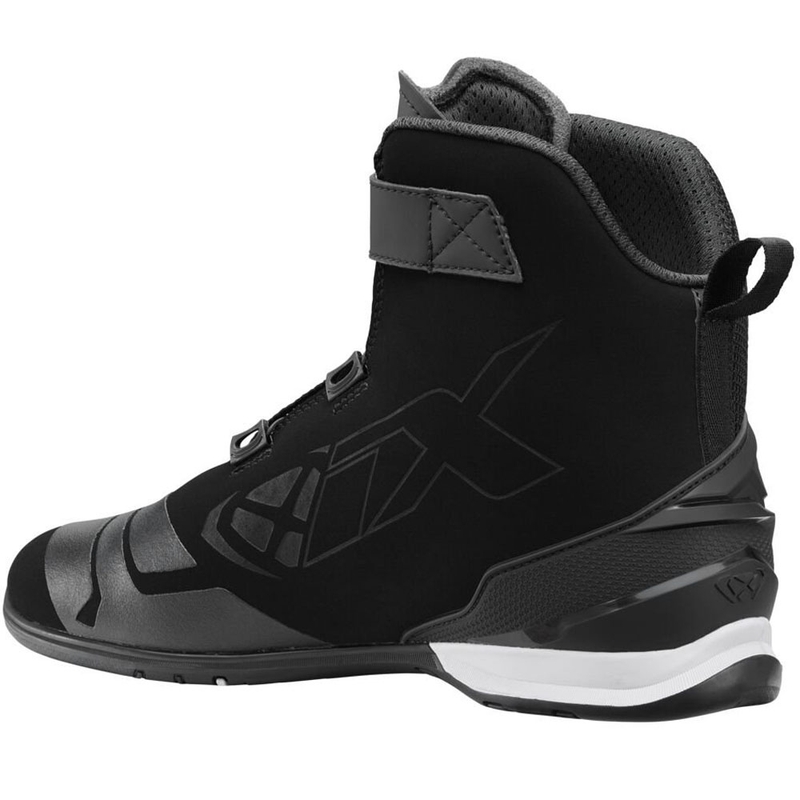 IXON Bull 2 Air Motorradstiefel schwarz-weiß
