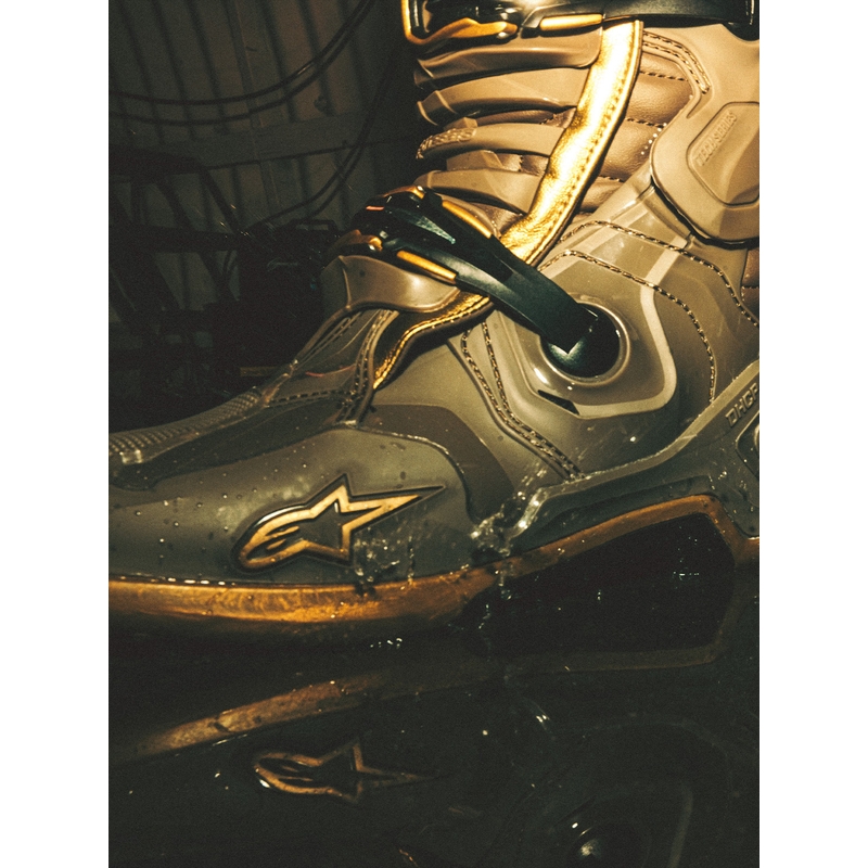 Alpinestars TECH 10 Limited Edition AIR GOLD Motorradstiefel Braun Gold